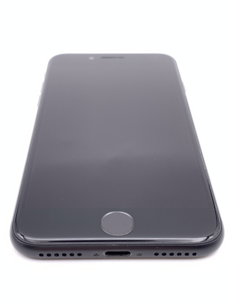 Refurbished iPhone SE 2020 schwarz